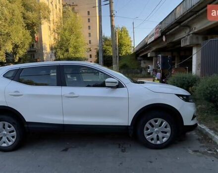 Ніссан Кашкай 2019 у Хмельницькому на Automoto.ua Білий Ніссан Кашкай, об'ємом двигуна 1.2 л та пробігом 62 тис. км за 19500 $, фото 7 на Automoto.ua