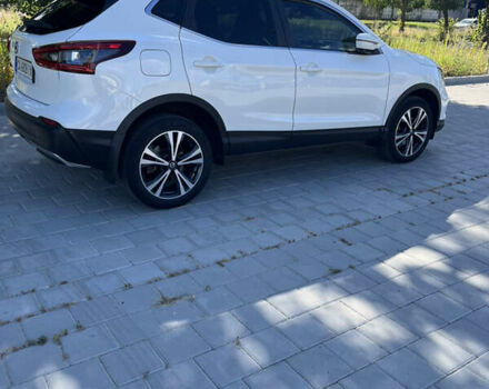 Белый Ниссан Кашкай, объемом двигателя 1.6 л и пробегом 74 тыс. км за 22000 $, фото 12 на Automoto.ua