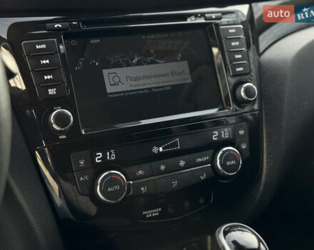 Белый Ниссан Кашкай, объемом двигателя 2 л и пробегом 126 тыс. км за 17000 $, фото 10 на Automoto.ua