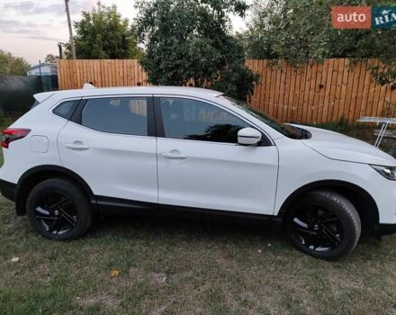 Белый Ниссан Кашкай, объемом двигателя 1.6 л и пробегом 89 тыс. км за 19950 $, фото 1 на Automoto.ua