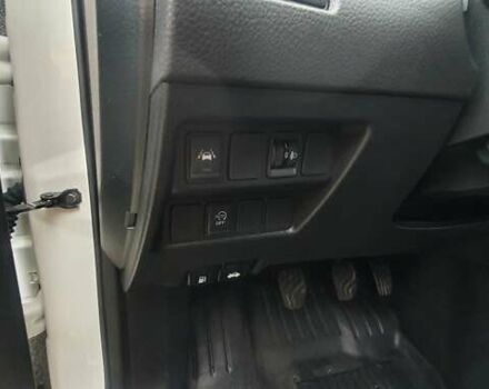 Белый Ниссан Кашкай, объемом двигателя 1.2 л и пробегом 43 тыс. км за 18800 $, фото 40 на Automoto.ua