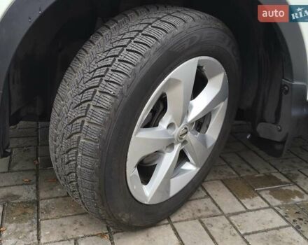 Белый Ниссан Кашкай, объемом двигателя 1.2 л и пробегом 80 тыс. км за 15200 $, фото 24 на Automoto.ua