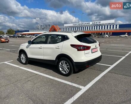 Ниссан Кашкай 2020 в Львове на Automoto.ua Белый Ниссан Кашкай, объемом двигателя 2.02 л и пробегом 56 тыс. км за 15900 $, фото 13 на Automoto.ua