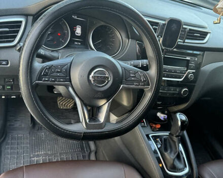 Белый Ниссан Кашкай, объемом двигателя 1.6 л и пробегом 102 тыс. км за 19600 $, фото 18 на Automoto.ua