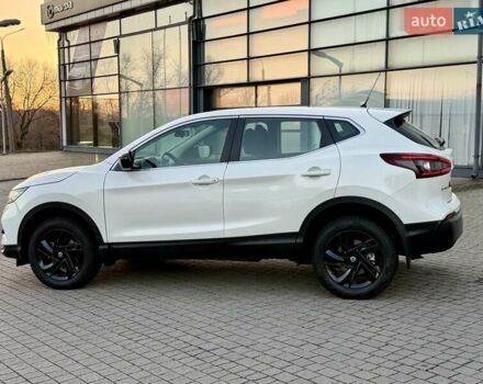 Білий Ніссан Кашкай, об'ємом двигуна 2 л та пробігом 22 тис. км за 22500 $, фото 8 на Automoto.ua