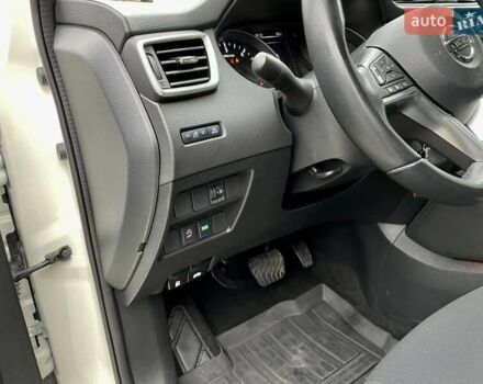 Білий Ніссан Кашкай, об'ємом двигуна 1.6 л та пробігом 75 тис. км за 19500 $, фото 12 на Automoto.ua