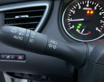 Белый Ниссан Кашкай, объемом двигателя 2 л и пробегом 64 тыс. км за 21500 $, фото 16 на Automoto.ua