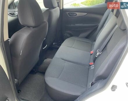 Ниссан Кашкай 2020 в Харькове на Automoto.ua Белый Ниссан Кашкай, объемом двигателя 1.6 л и пробегом 37 тыс. км за 19499 $, фото 21 на Automoto.ua