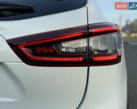 Білий Ніссан Кашкай, об'ємом двигуна 2 л та пробігом 58 тис. км за 21900 $, фото 22 на Automoto.ua