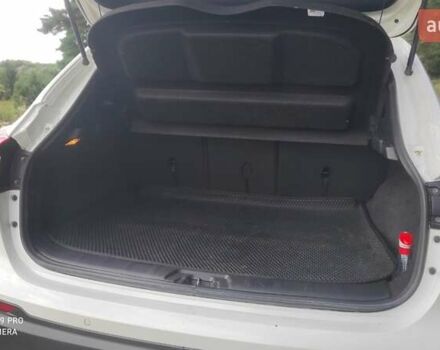 Белый Ниссан Кашкай, объемом двигателя 1.6 л и пробегом 169 тыс. км за 19900 $, фото 15 на Automoto.ua