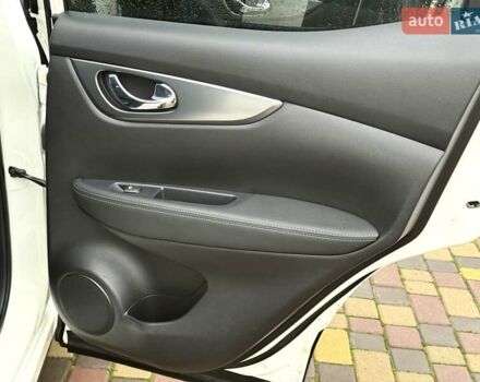 Білий Ніссан Кашкай, об'ємом двигуна 1.6 л та пробігом 102 тис. км за 19900 $, фото 28 на Automoto.ua