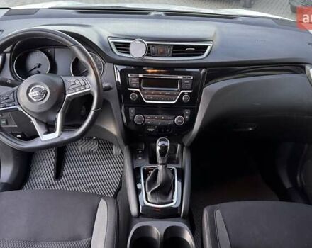 Білий Ніссан Кашкай, об'ємом двигуна 2 л та пробігом 37 тис. км за 18990 $, фото 16 на Automoto.ua