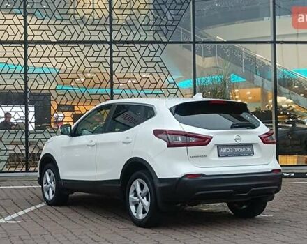 Белый Ниссан Кашкай, объемом двигателя 1.99 л и пробегом 102 тыс. км за 19280 $, фото 1 на Automoto.ua