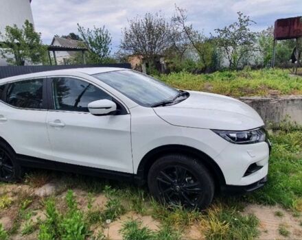 Белый Ниссан Кашкай, объемом двигателя 1.6 л и пробегом 14 тыс. км за 24462 $, фото 3 на Automoto.ua