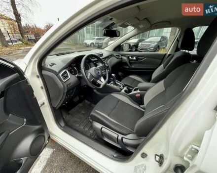 Білий Ніссан Кашкай, об'ємом двигуна 1.6 л та пробігом 75 тис. км за 19500 $, фото 13 на Automoto.ua