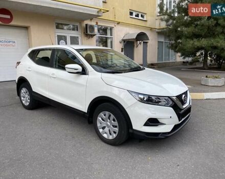 Ниссан Кашкай 2020 в Харькове на Automoto.ua Белый Ниссан Кашкай, объемом двигателя 1.6 л и пробегом 37 тыс. км за 19499 $, фото 4 на Automoto.ua