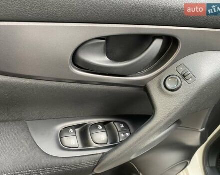 Ниссан Кашкай 2020 в Харькове на Automoto.ua Белый Ниссан Кашкай, объемом двигателя 1.6 л и пробегом 37 тыс. км за 19499 $, фото 22 на Automoto.ua