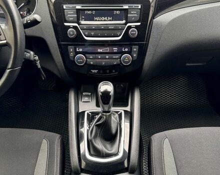 Белый Ниссан Кашкай, объемом двигателя 1.6 л и пробегом 111 тыс. км за 19999 $, фото 7 на Automoto.ua