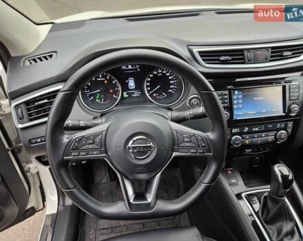 Білий Ніссан Кашкай, об'ємом двигуна 2 л та пробігом 69 тис. км за 20500 $, фото 6 на Automoto.ua
