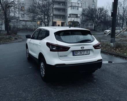 Белый Ниссан Кашкай, объемом двигателя 1.6 л и пробегом 33 тыс. км за 21000 $, фото 3 на Automoto.ua