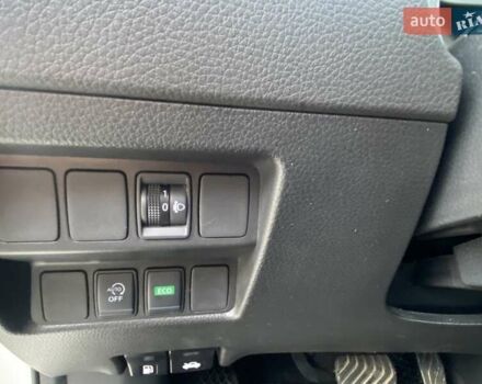 Ниссан Кашкай 2020 в Харькове на Automoto.ua Белый Ниссан Кашкай, объемом двигателя 1.6 л и пробегом 37 тыс. км за 19499 $, фото 30 на Automoto.ua