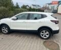 Білий Ніссан Кашкай, об'ємом двигуна 1.2 л та пробігом 42 тис. км за 16000 $, фото 1 на Automoto.ua