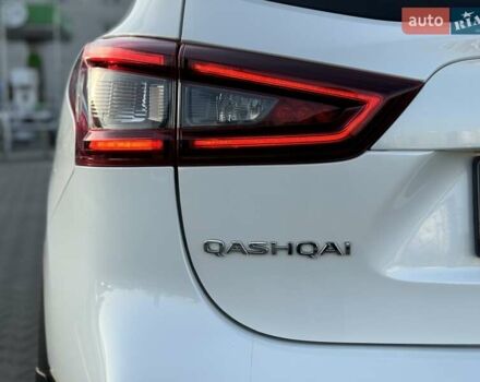 Білий Ніссан Кашкай, об'ємом двигуна 2 л та пробігом 58 тис. км за 21900 $, фото 34 на Automoto.ua