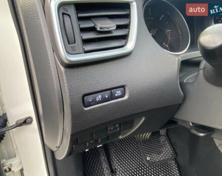 Ниссан Кашкай 2020 в Харькове на Automoto.ua Белый Ниссан Кашкай, объемом двигателя 1.6 л и пробегом 37 тыс. км за 19499 $, фото 29 на Automoto.ua