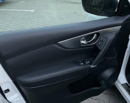 Белый Ниссан Кашкай, объемом двигателя 2 л и пробегом 64 тыс. км за 21500 $, фото 8 на Automoto.ua