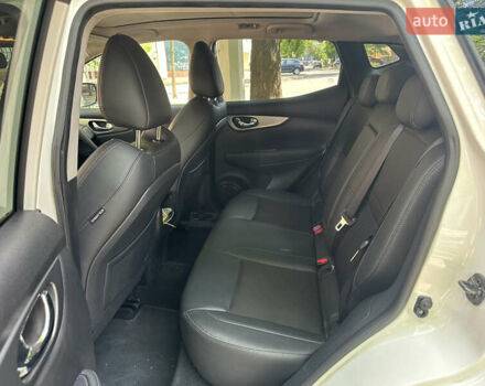 Білий Ніссан Кашкай, об'ємом двигуна 1.6 л та пробігом 140 тис. км за 21500 $, фото 10 на Automoto.ua