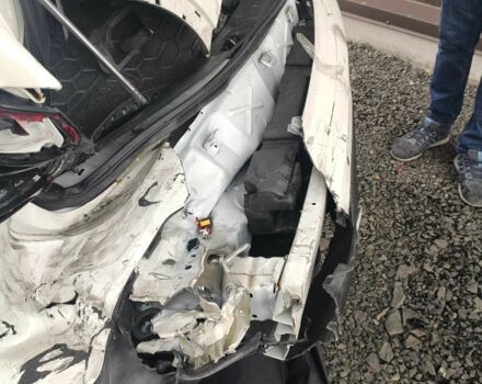 Белый Ниссан Кашкай, объемом двигателя 2 л и пробегом 47 тыс. км за 9000 $, фото 14 на Automoto.ua