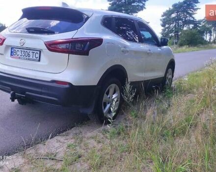 Белый Ниссан Кашкай, объемом двигателя 1.6 л и пробегом 169 тыс. км за 19900 $, фото 6 на Automoto.ua