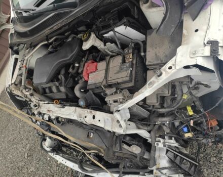 Белый Ниссан Кашкай, объемом двигателя 2 л и пробегом 47 тыс. км за 9000 $, фото 7 на Automoto.ua