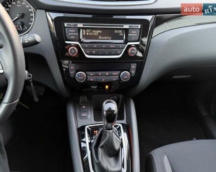 Білий Ніссан Кашкай, об'ємом двигуна 2 л та пробігом 22 тис. км за 22500 $, фото 14 на Automoto.ua