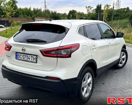 Белый Ниссан Кашкай, объемом двигателя 1.6 л и пробегом 111 тыс. км за 19999 $, фото 5 на Automoto.ua
