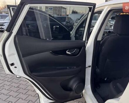 Білий Ніссан Кашкай, об'ємом двигуна 2 л та пробігом 37 тис. км за 18990 $, фото 17 на Automoto.ua