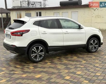 Білий Ніссан Кашкай, об'ємом двигуна 1.6 л та пробігом 102 тис. км за 19900 $, фото 2 на Automoto.ua