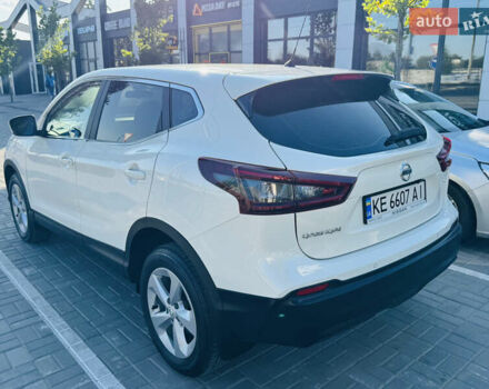Белый Ниссан Кашкай, объемом двигателя 1.2 л и пробегом 38 тыс. км за 17300 $, фото 2 на Automoto.ua