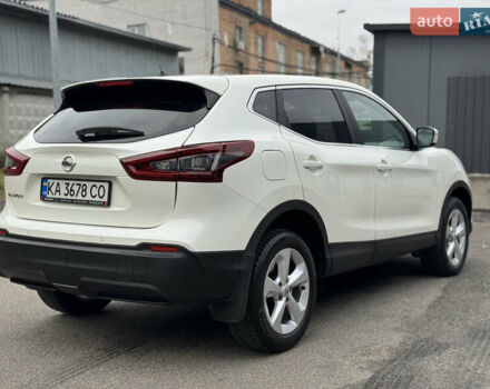 Белый Ниссан Кашкай, объемом двигателя 1.6 л и пробегом 47 тыс. км за 19999 $, фото 3 на Automoto.ua