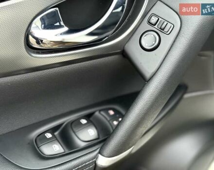 Білий Ніссан Кашкай, об'ємом двигуна 1.6 л та пробігом 102 тис. км за 19900 $, фото 15 на Automoto.ua