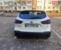 Белый Ниссан Кашкай, объемом двигателя 1.2 л и пробегом 78 тыс. км за 14450 $, фото 7 на Automoto.ua