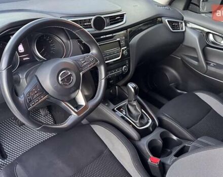 Білий Ніссан Кашкай, об'ємом двигуна 2 л та пробігом 37 тис. км за 18990 $, фото 8 на Automoto.ua