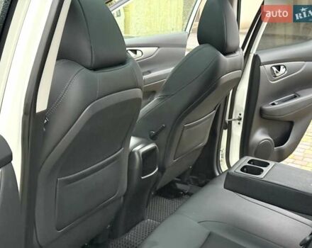 Білий Ніссан Кашкай, об'ємом двигуна 1.6 л та пробігом 102 тис. км за 19900 $, фото 31 на Automoto.ua