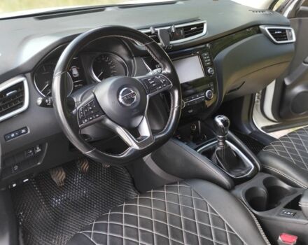 Білий Ніссан Кашкай, об'ємом двигуна 1.6 л та пробігом 169 тис. км за 19700 $, фото 4 на Automoto.ua