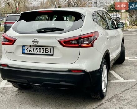 Білий Ніссан Кашкай, об'ємом двигуна 1.6 л та пробігом 75 тис. км за 19500 $, фото 6 на Automoto.ua