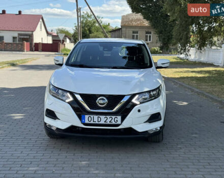 Белый Ниссан Кашкай, объемом двигателя 1.75 л и пробегом 195 тыс. км за 18500 $, фото 3 на Automoto.ua