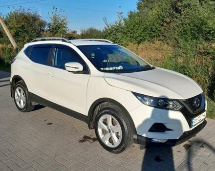 Белый Ниссан Кашкай, объемом двигателя 1.2 л и пробегом 123 тыс. км за 16400 $, фото 1 на Automoto.ua