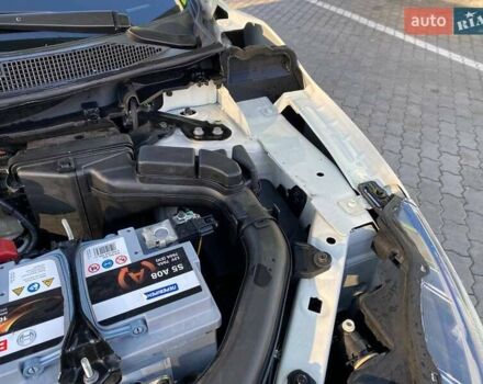 Белый Ниссан Кашкай, объемом двигателя 1.6 л и пробегом 7 тыс. км за 24650 $, фото 37 на Automoto.ua