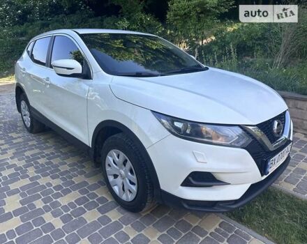 Белый Ниссан Кашкай, объемом двигателя 1.6 л и пробегом 139 тыс. км за 20000 $, фото 2 на Automoto.ua