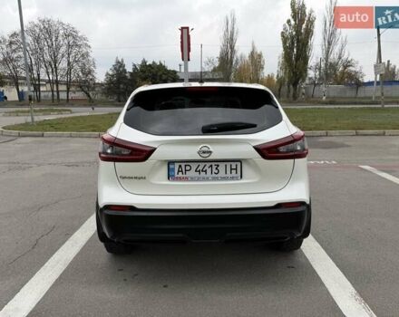 Білий Ніссан Кашкай, об'ємом двигуна 1.2 л та пробігом 40 тис. км за 16500 $, фото 6 на Automoto.ua